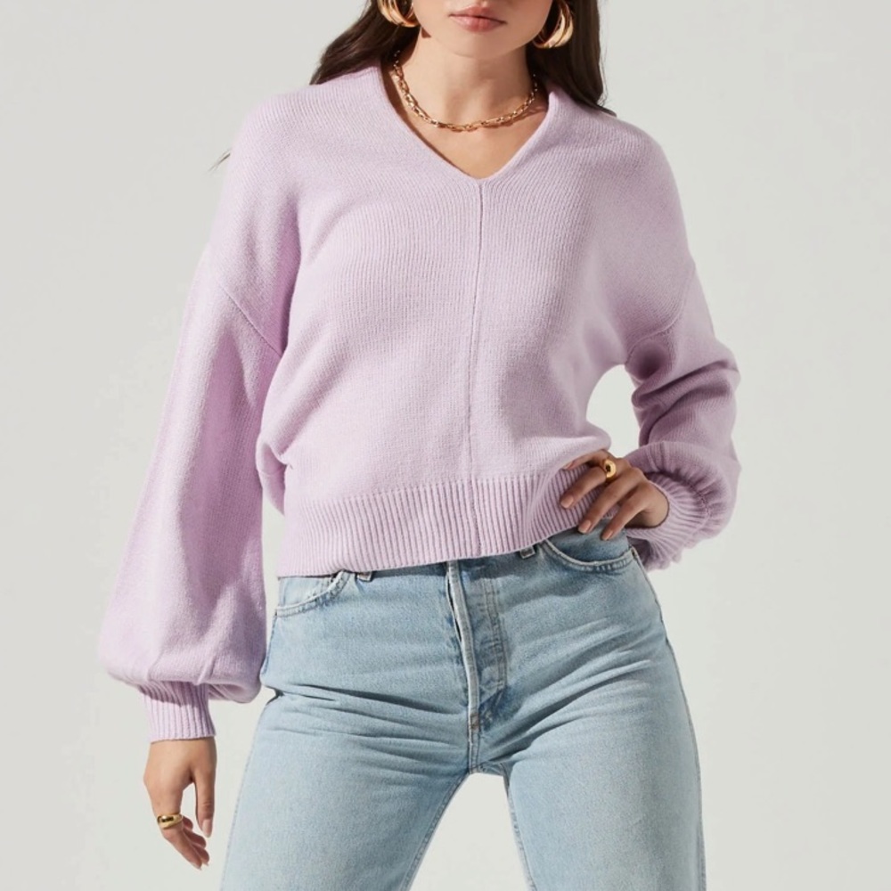 ASTR sweater
